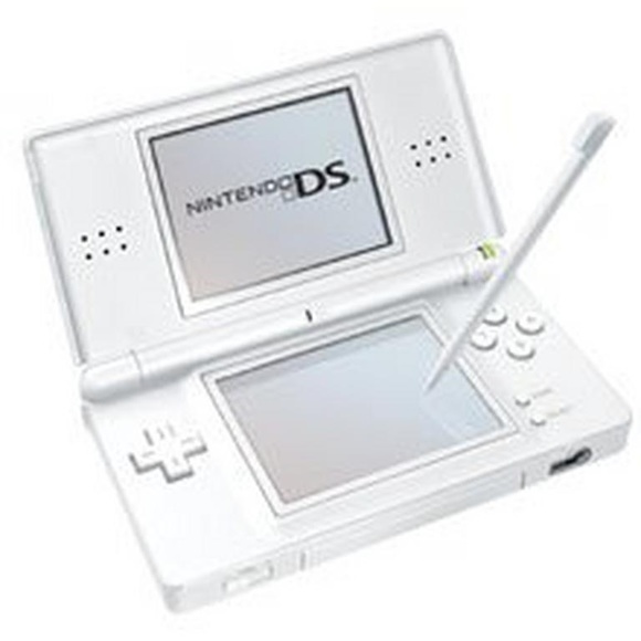 Nintendo DS Lite Game Bundle - Picture 2 of 8